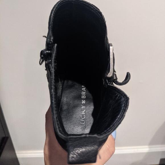 Lucky Brand Booties size 7.5 - Picture 6 of 8